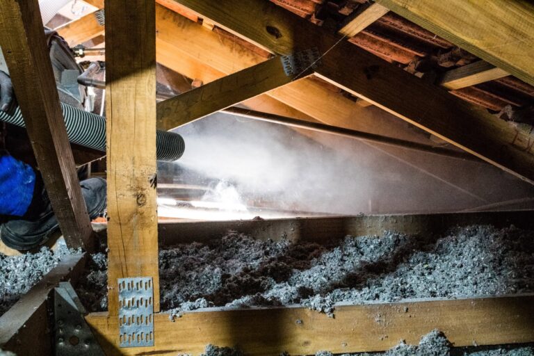 Thermguard cellulose fibre ceiling insulation installation